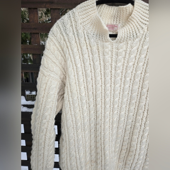 Vintage Handknit Sweater - Picture 2 of 10